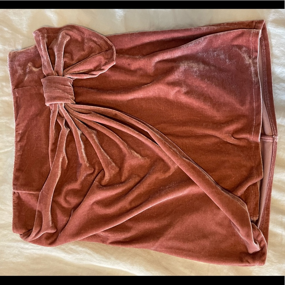 Tularosa S Katie velvet mini skirt in wild rose